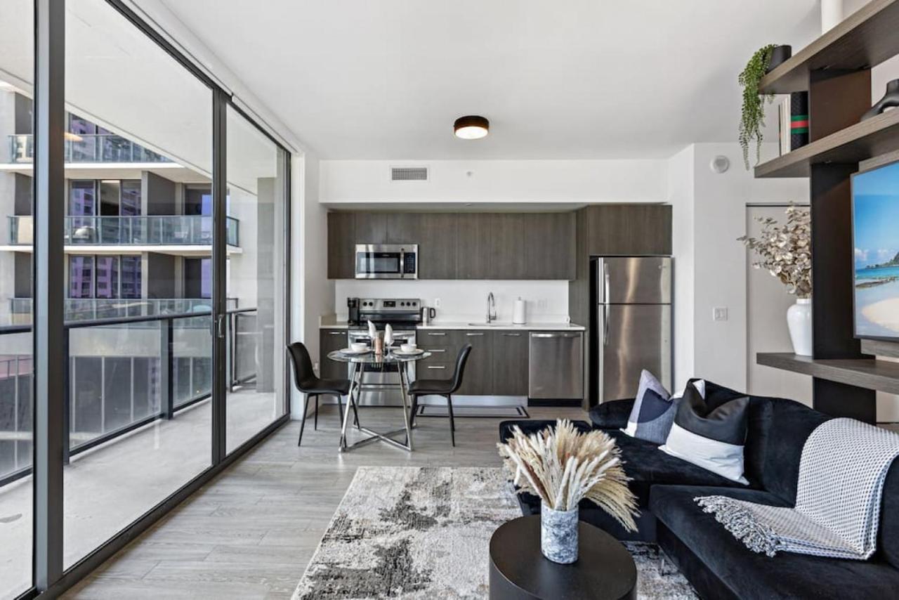 Corner Condo W/ Unrivaled Views 마이애미 외부 사진