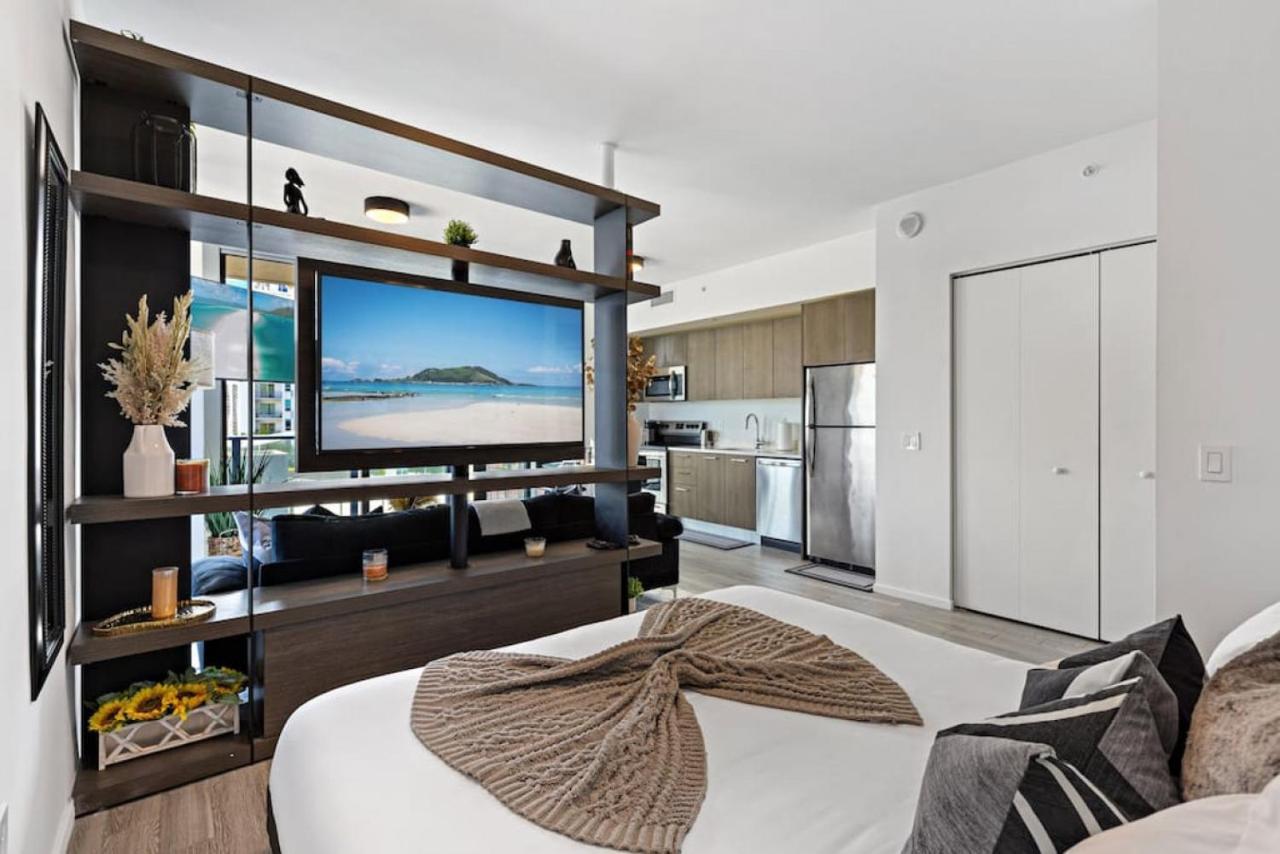 Corner Condo W/ Unrivaled Views 마이애미 외부 사진
